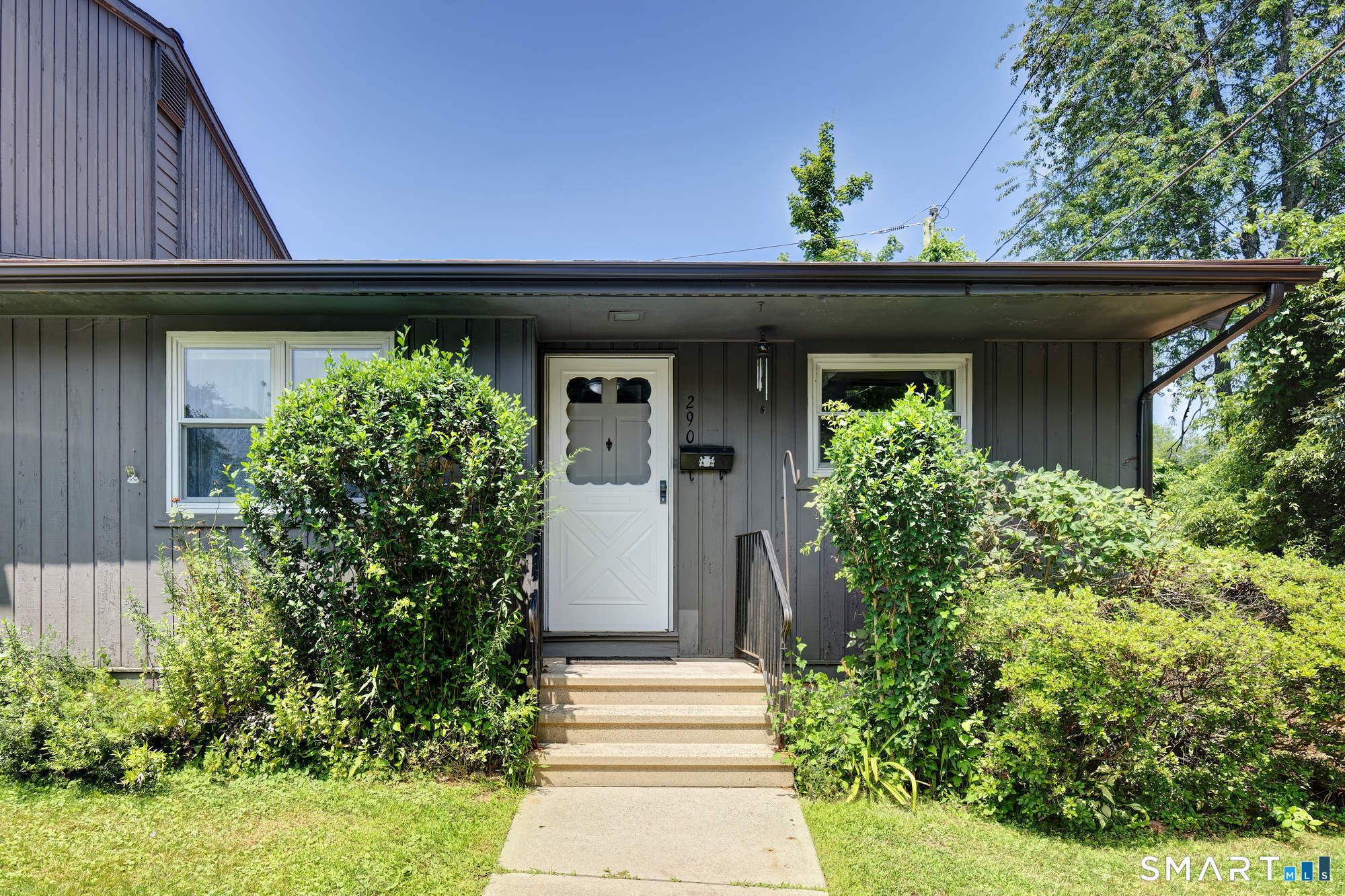 290 Williamstown Court Newington CT 06111