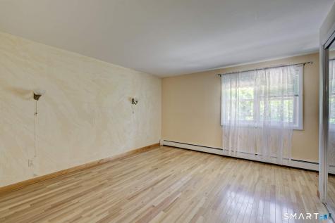 290 Williamstown Court Newington CT 06111