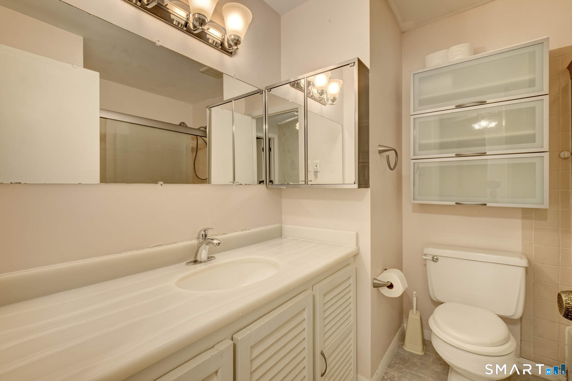 290 Williamstown Court Newington CT 06111