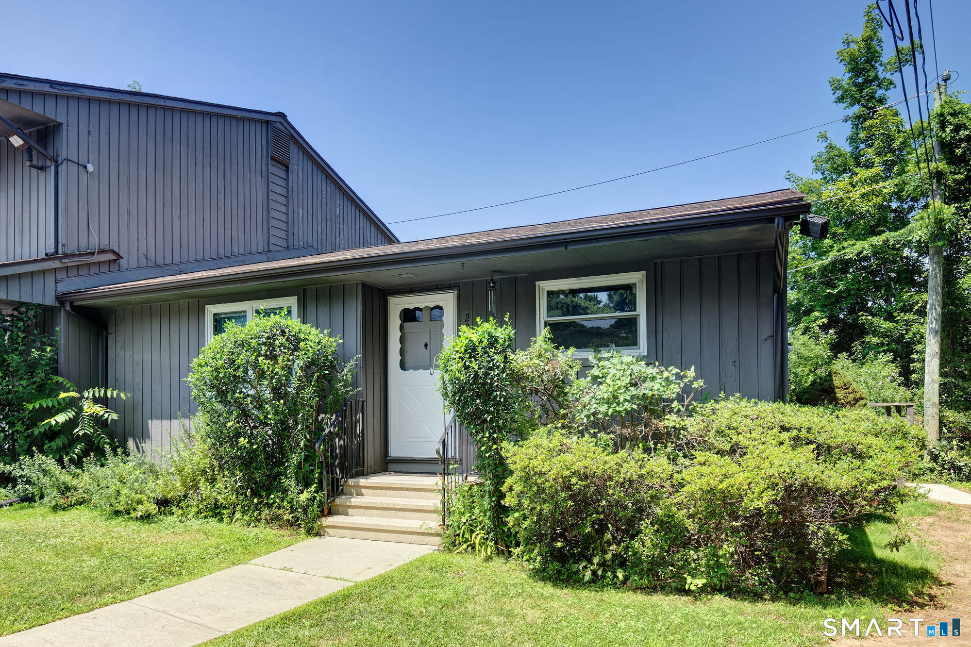 290 Williamstown Court Newington CT 06111