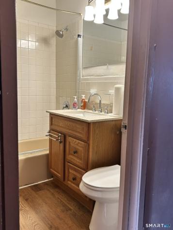 2 Camelot Drive Bloomfield CT 06002