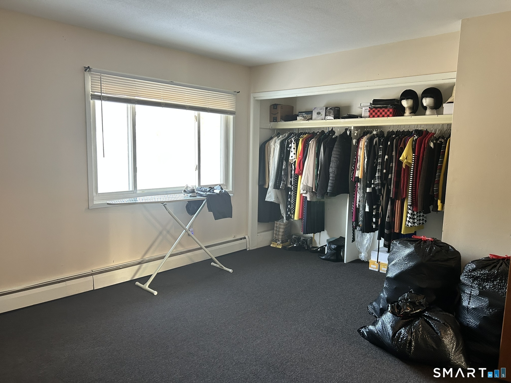 2 Camelot Drive Bloomfield CT 06002