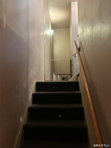 2 Camelot Drive Bloomfield CT 06002