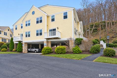 631 Danbury Road Ridgefield CT 06877