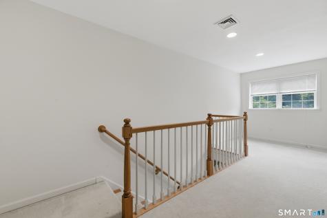 12 Tabor Circle West Hartford CT 06117
