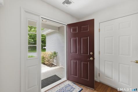 12 Tabor Circle West Hartford CT 06117