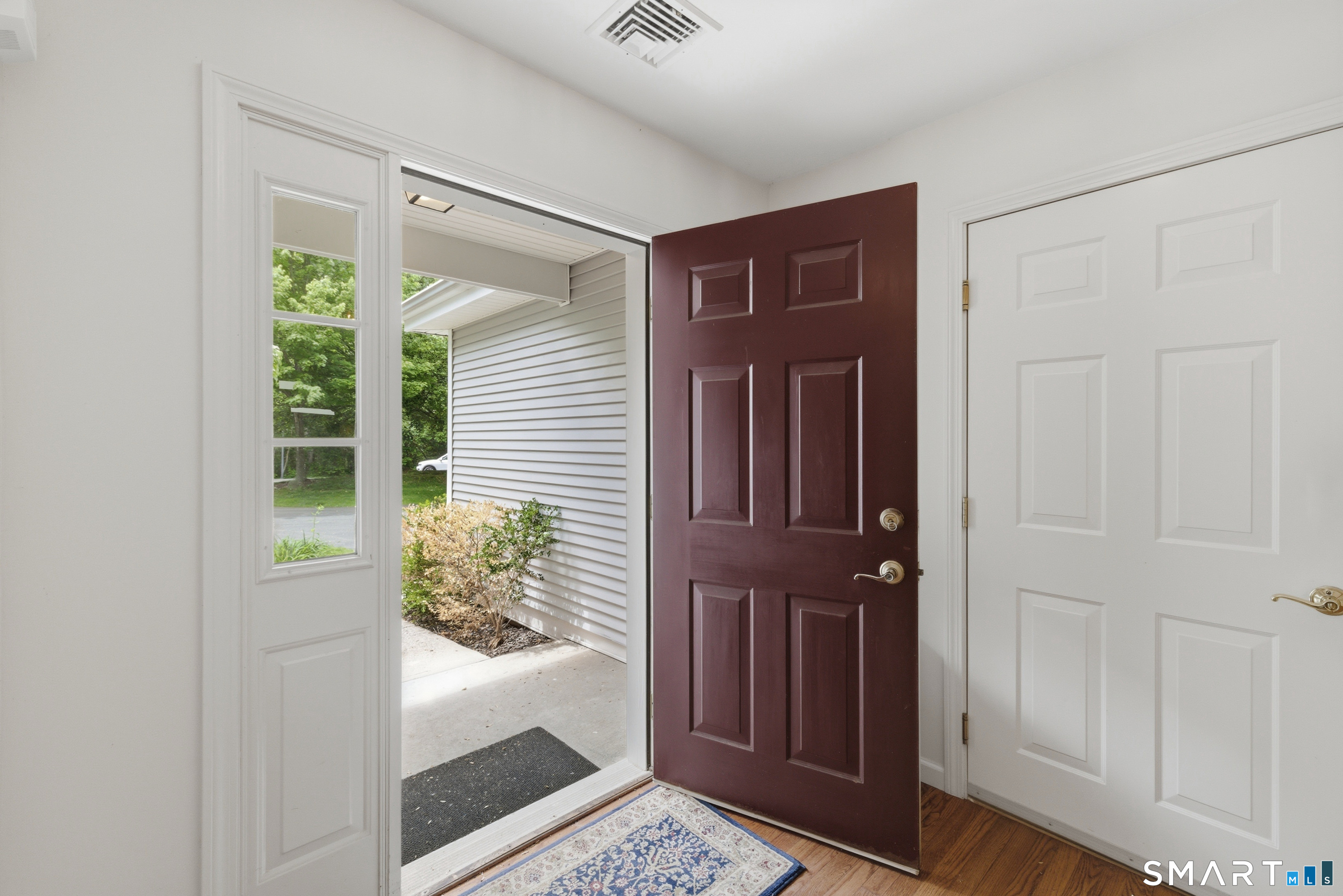 12 Tabor Circle West Hartford CT 06117