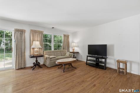 12 Tabor Circle West Hartford CT 06117