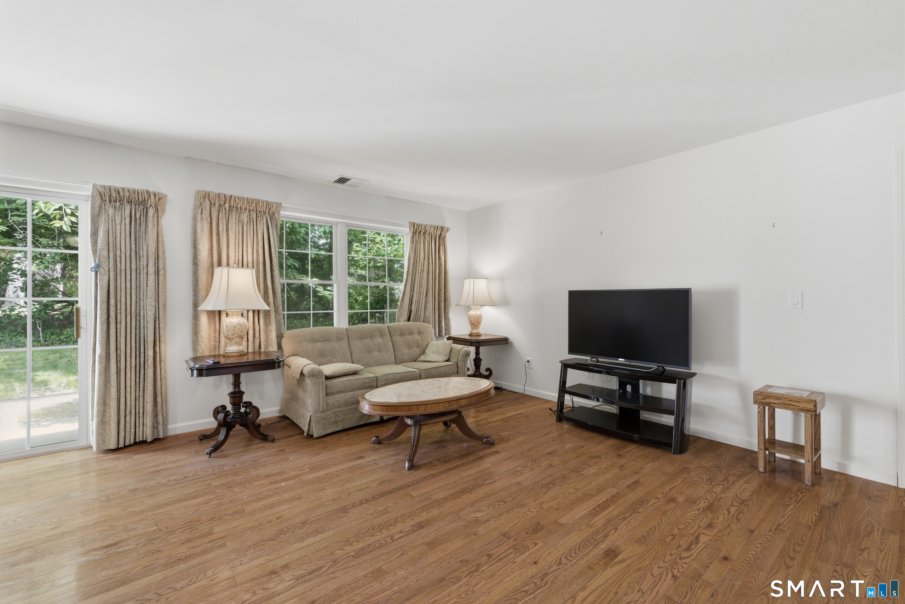 12 Tabor Circle West Hartford CT 06117