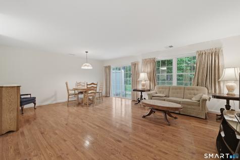 12 Tabor Circle West Hartford CT 06117