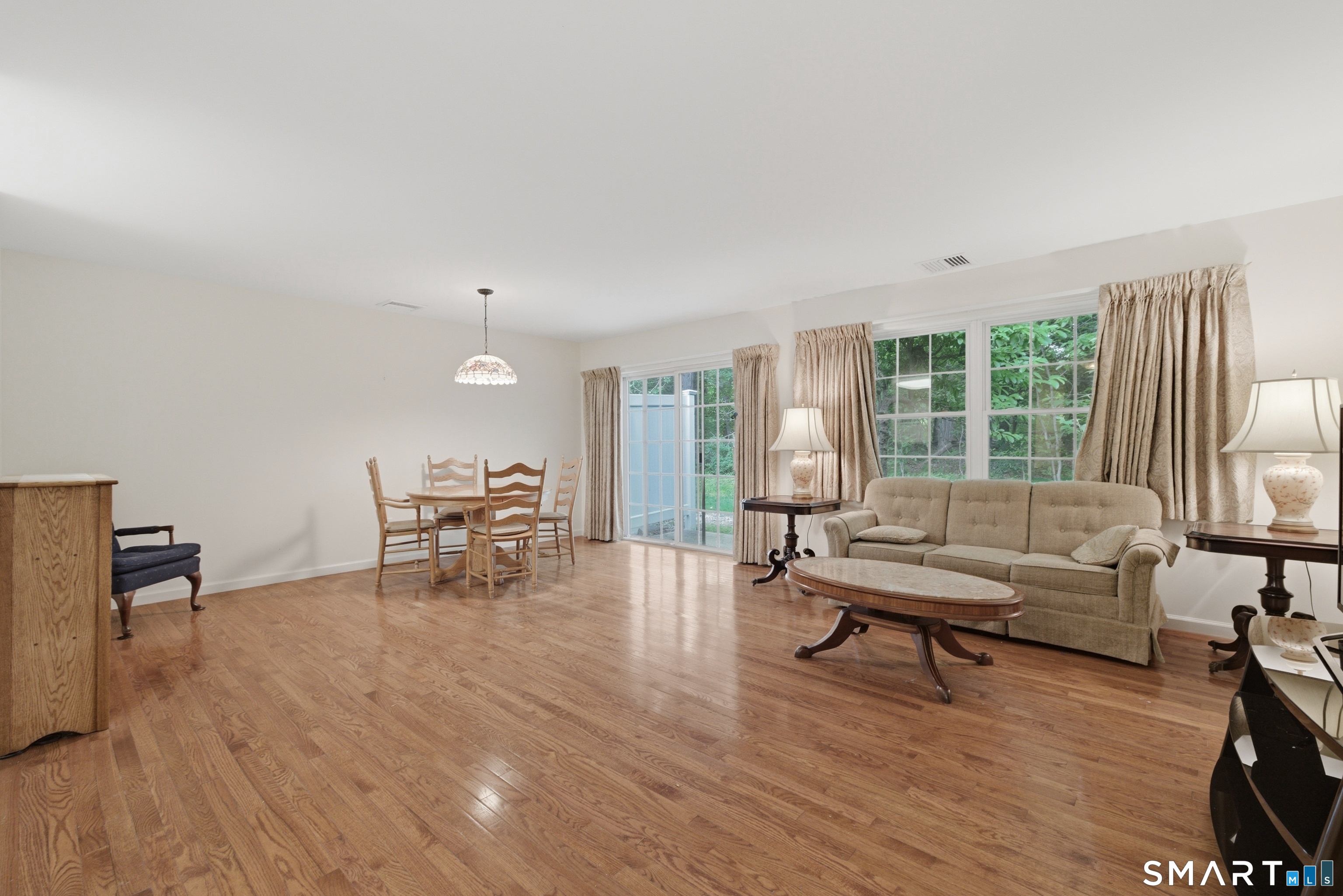 12 Tabor Circle West Hartford CT 06117