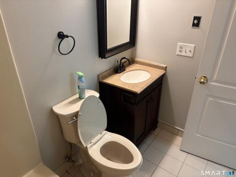 791 West Main Street Meriden CT 06451