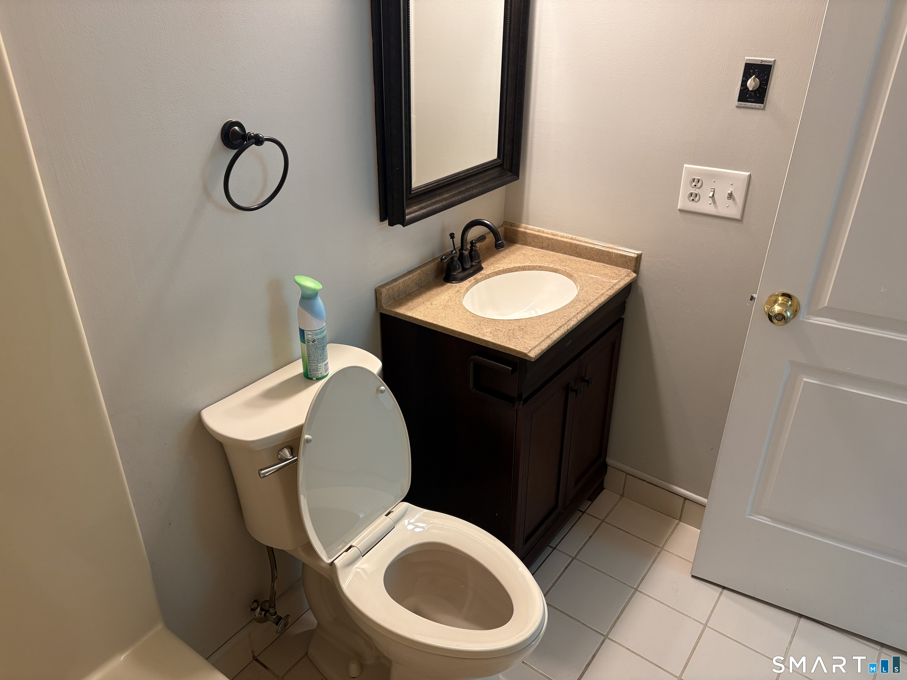 791 West Main Street Meriden CT 06451