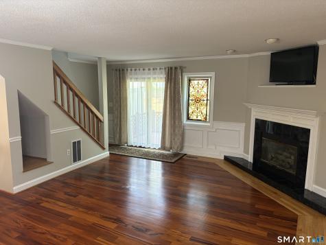 791 West Main Street Meriden CT 06451