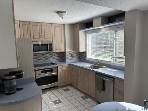 791 West Main Street Meriden CT 06451