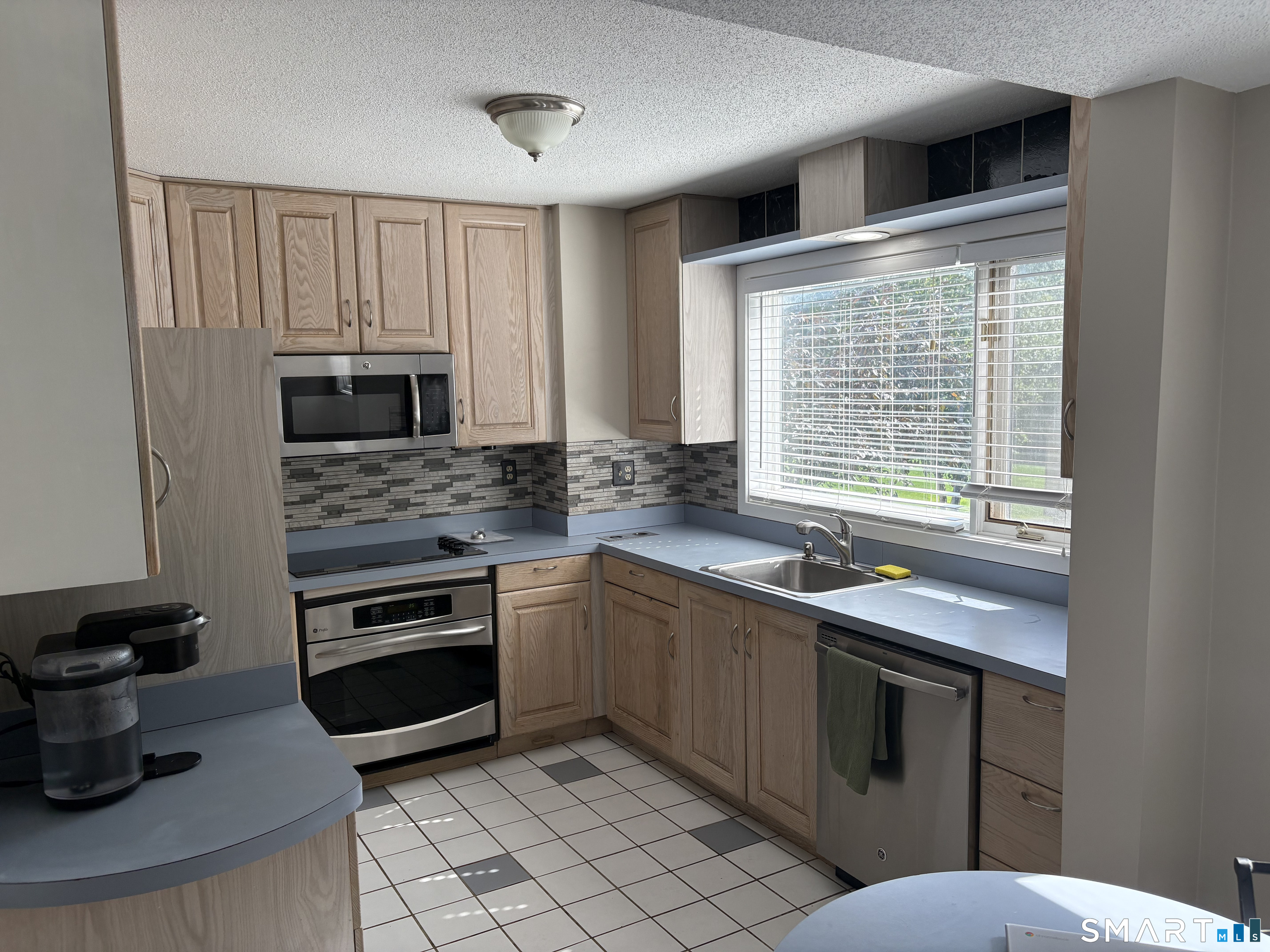 791 West Main Street Meriden CT 06451