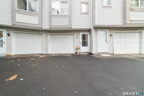 35 Pearl Lake Road Waterbury CT 06706