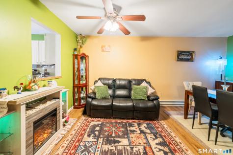 35 Pearl Lake Road Waterbury CT 06706