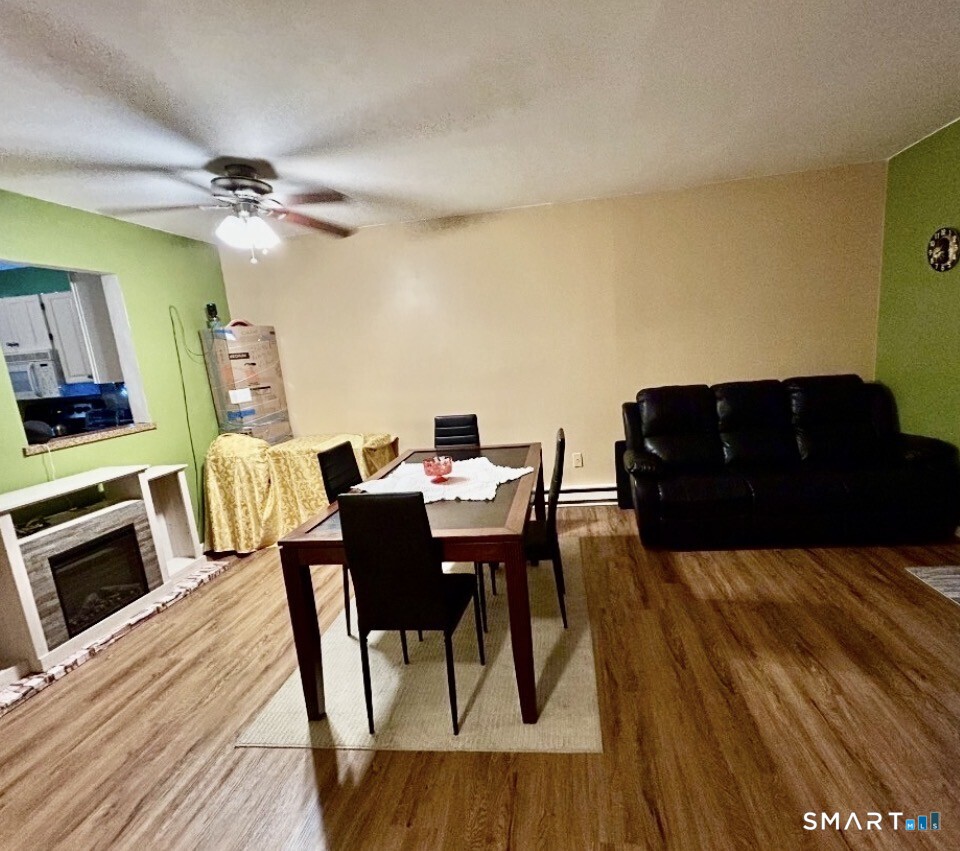 35 Pearl Lake Road Waterbury CT 06706