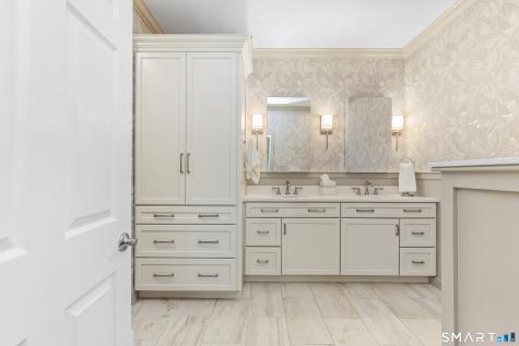 638 Danbury Road Ridgefield CT 06877