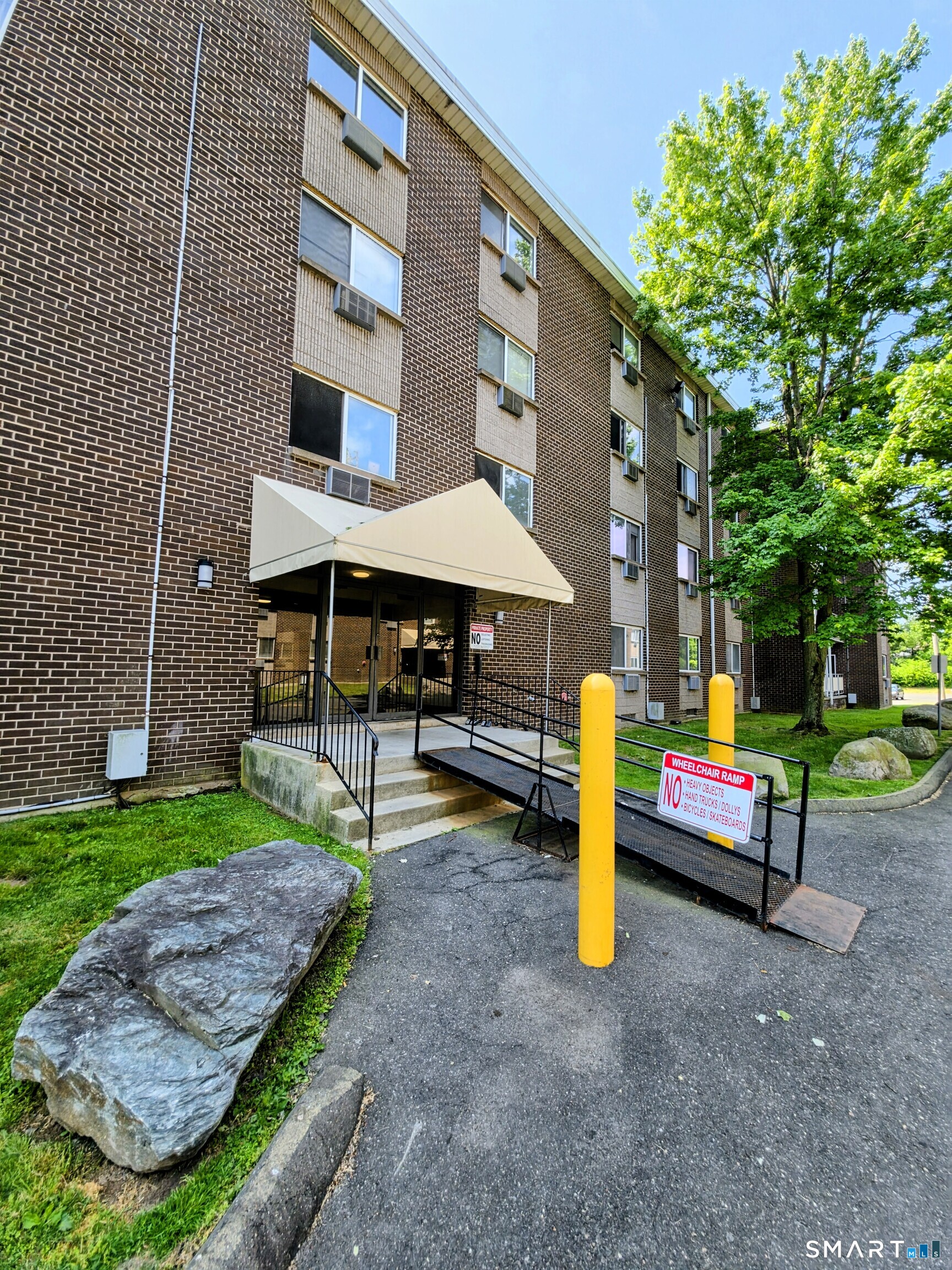 80 Claudia Drive West Haven CT 06516