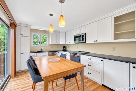 12 River Colony Guilford CT 06437