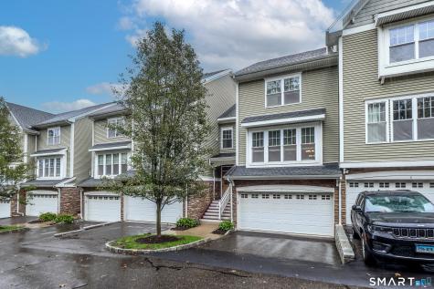 7 Lawrence Avenue Danbury CT 06810