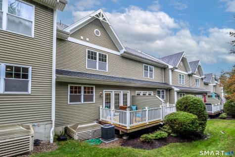 7 Lawrence Avenue Danbury CT 06810