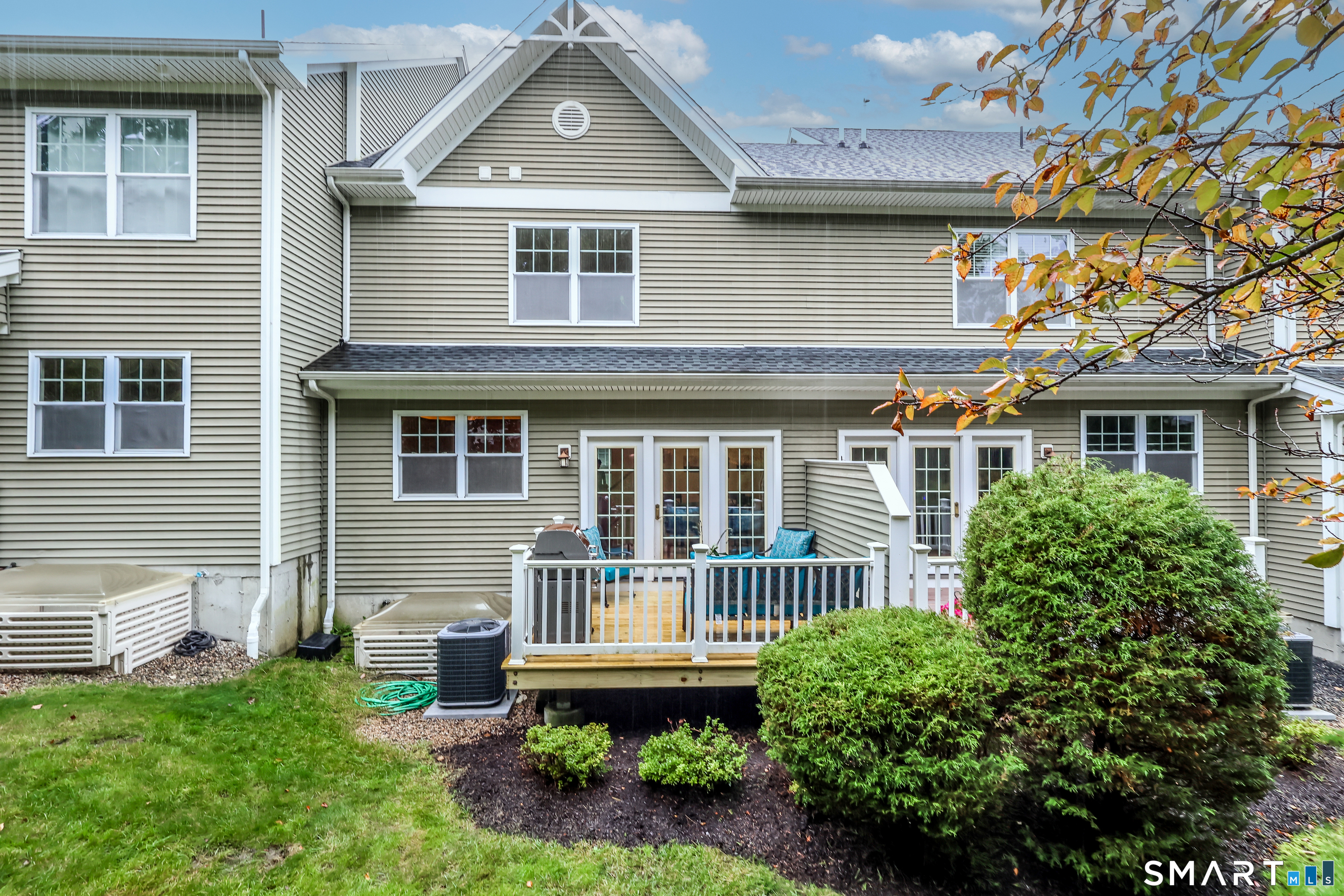 7 Lawrence Avenue Danbury CT 06810