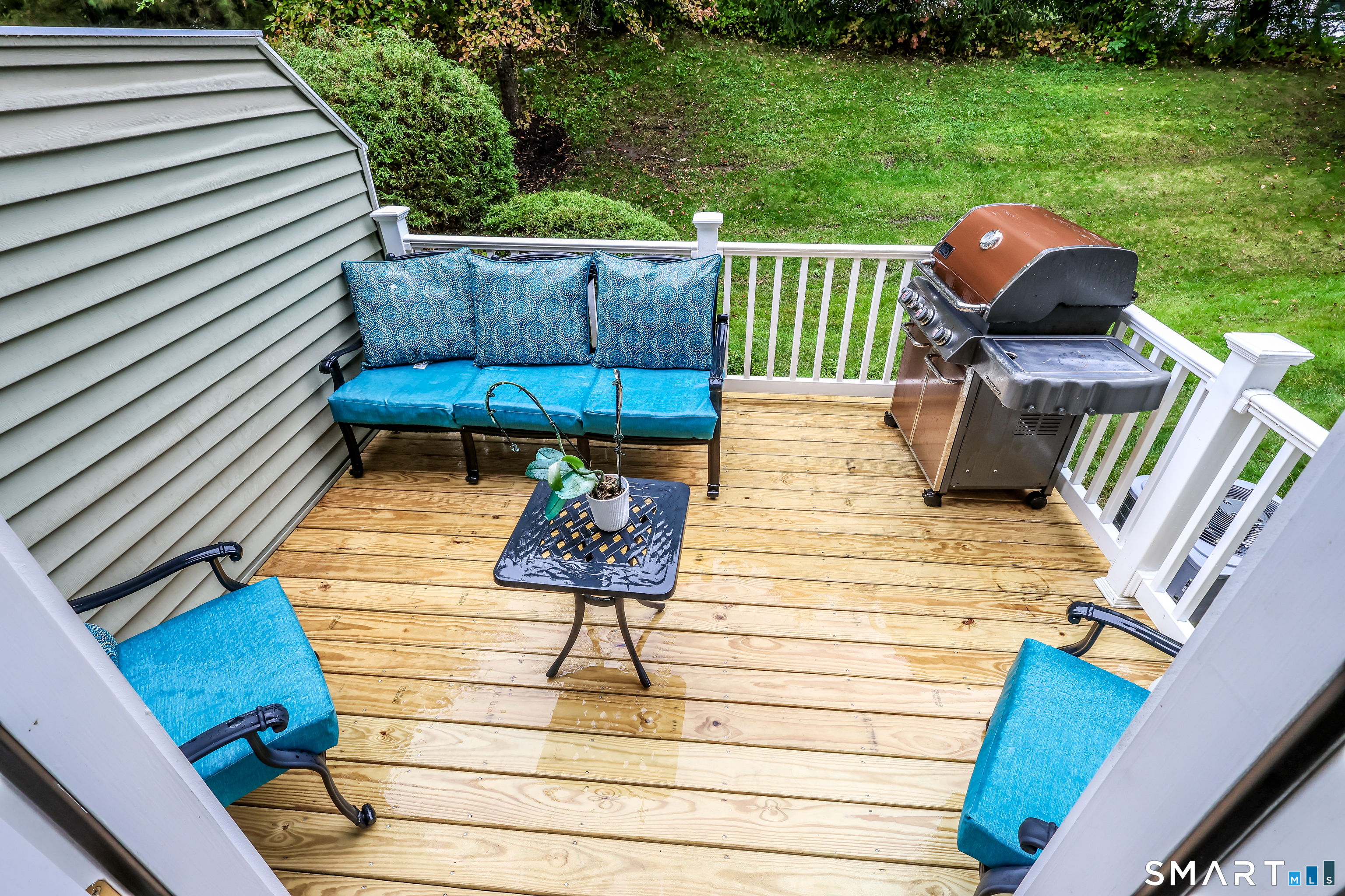 7 Lawrence Avenue Danbury CT 06810