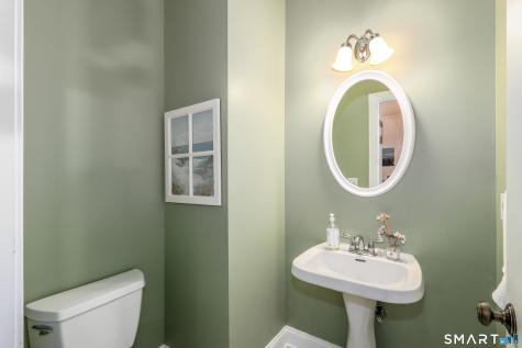 7 Lawrence Avenue Danbury CT 06810