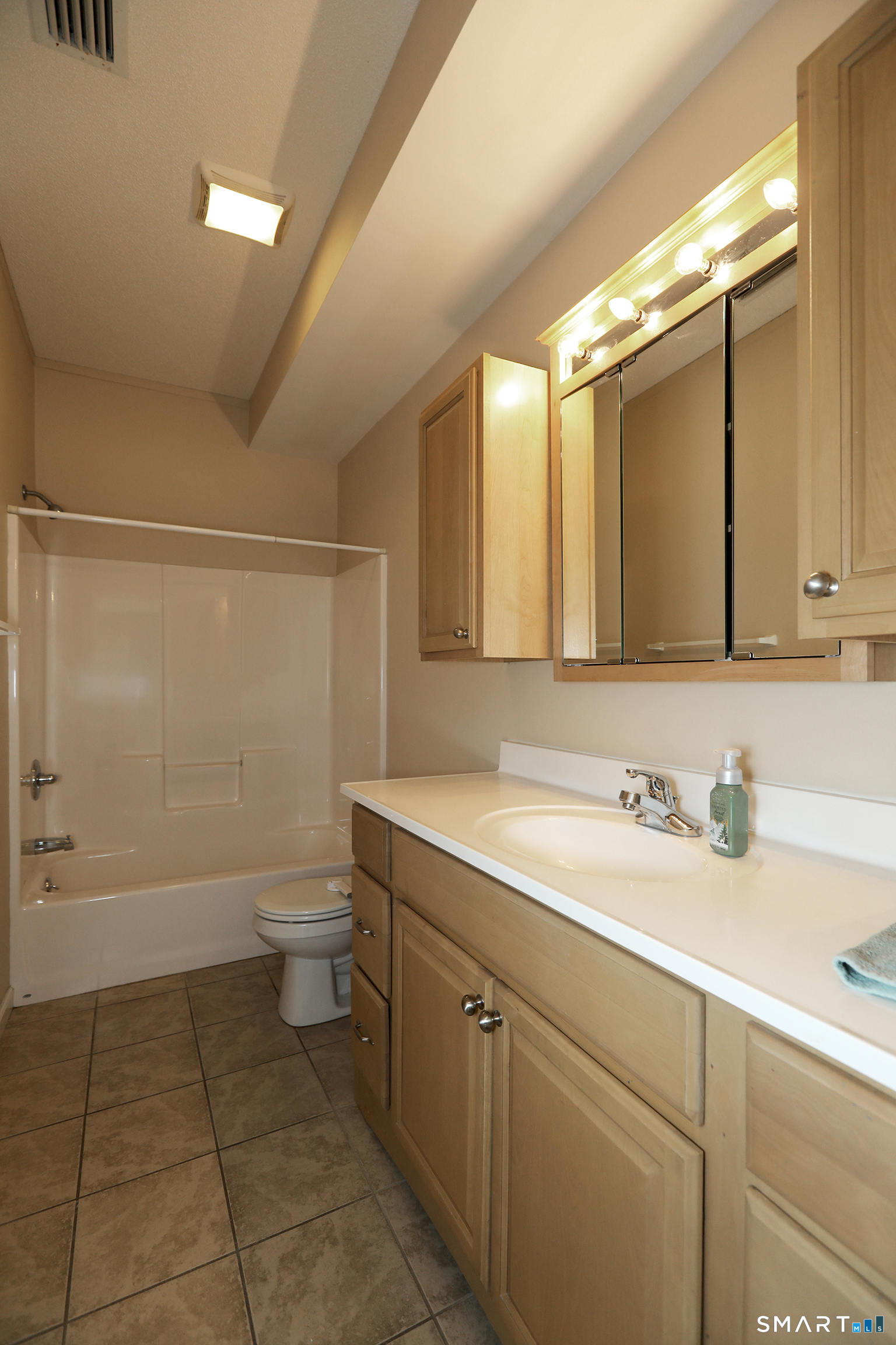 27 Pasco Drive East Windsor CT 06088