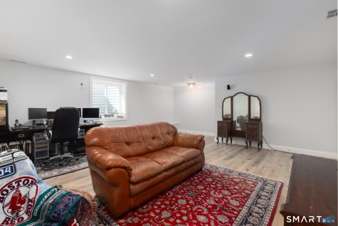 286 Beth Lane Waterbury CT 06705