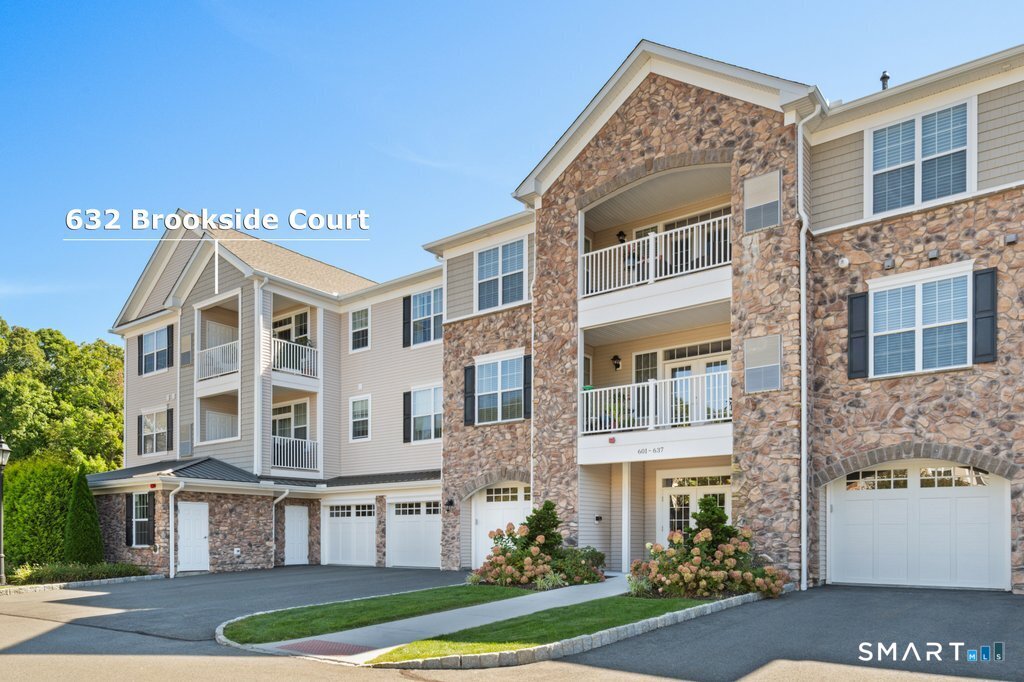 632 Brookside Court Newtown CT 06470