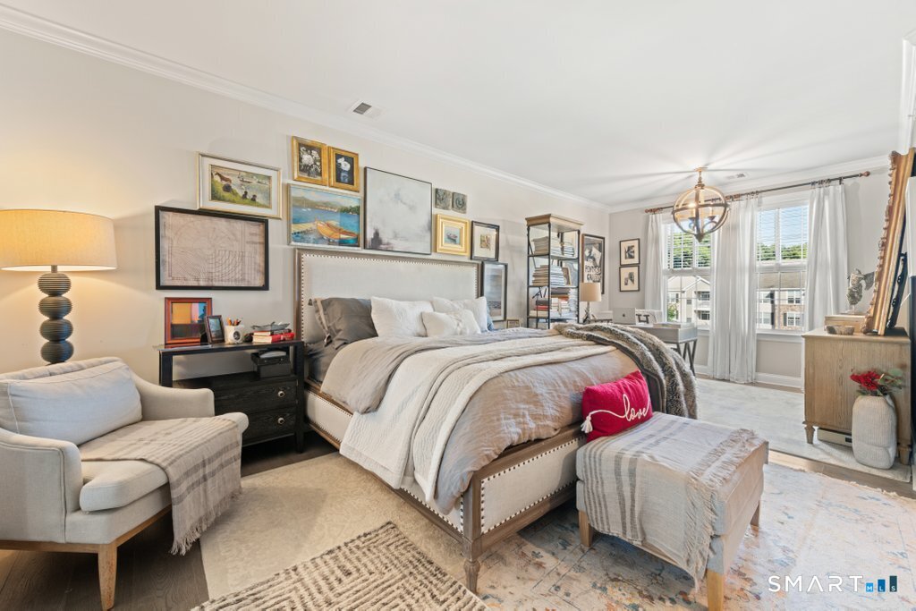 632 Brookside Court Newtown CT 06470