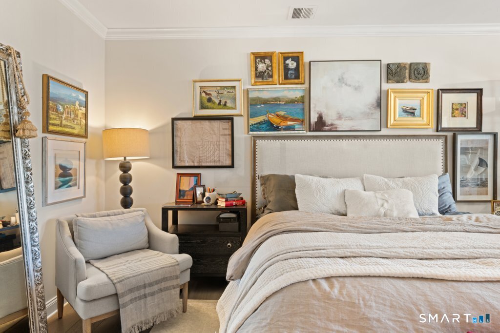 632 Brookside Court Newtown CT 06470