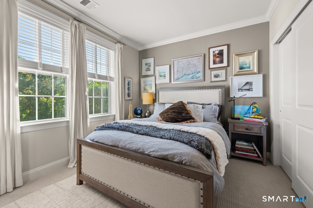 632 Brookside Court Newtown CT 06470