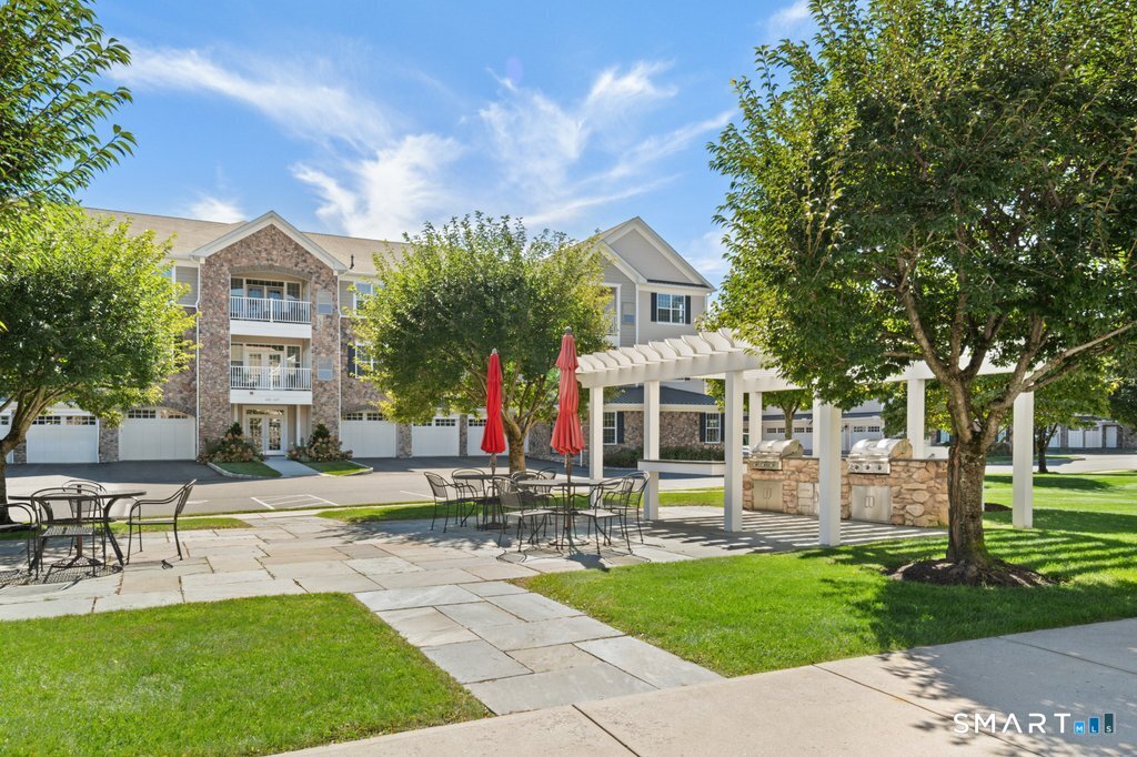 632 Brookside Court Newtown CT 06470