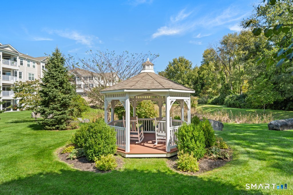 632 Brookside Court Newtown CT 06470