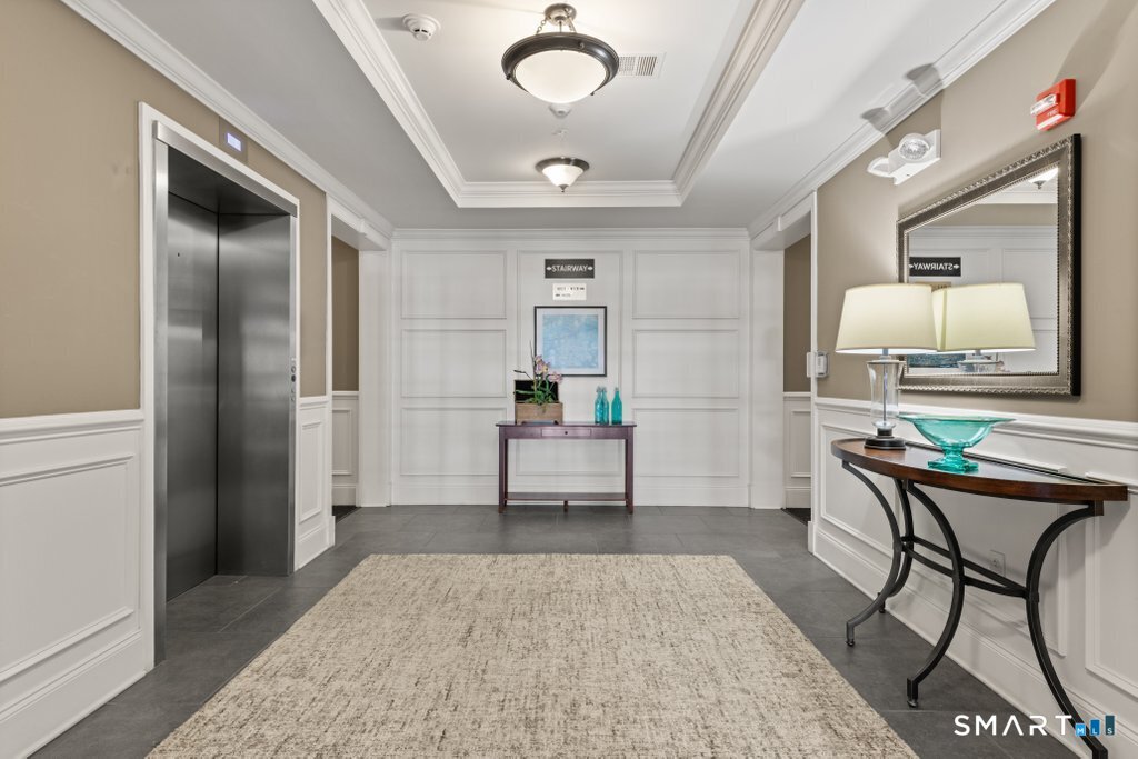 632 Brookside Court Newtown CT 06470