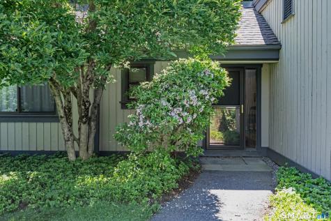 912 Heritage Village Southbury CT 06488