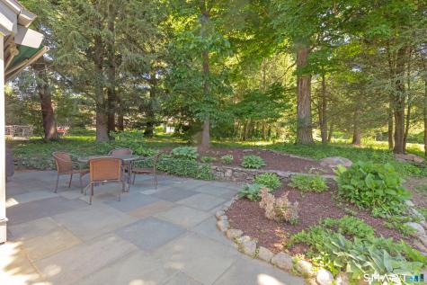 912 Heritage Village Southbury CT 06488