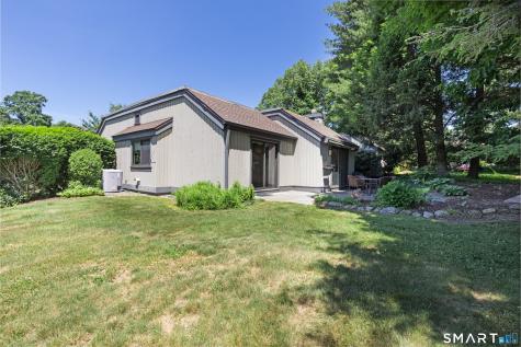 912 Heritage Village Southbury CT 06488
