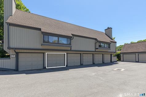 912 Heritage Village Southbury CT 06488