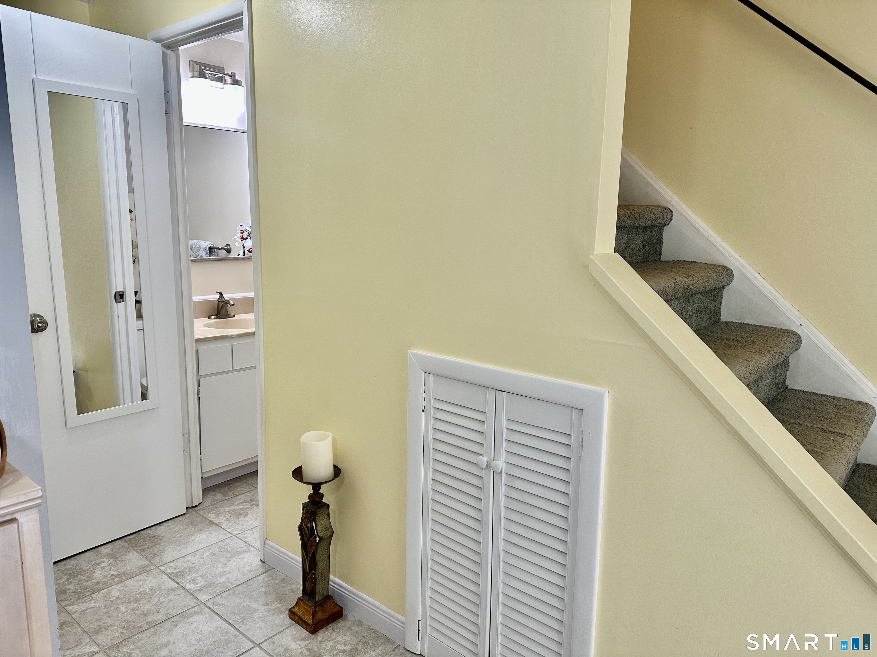 2 Lakeside Drive Ledyard CT 06339