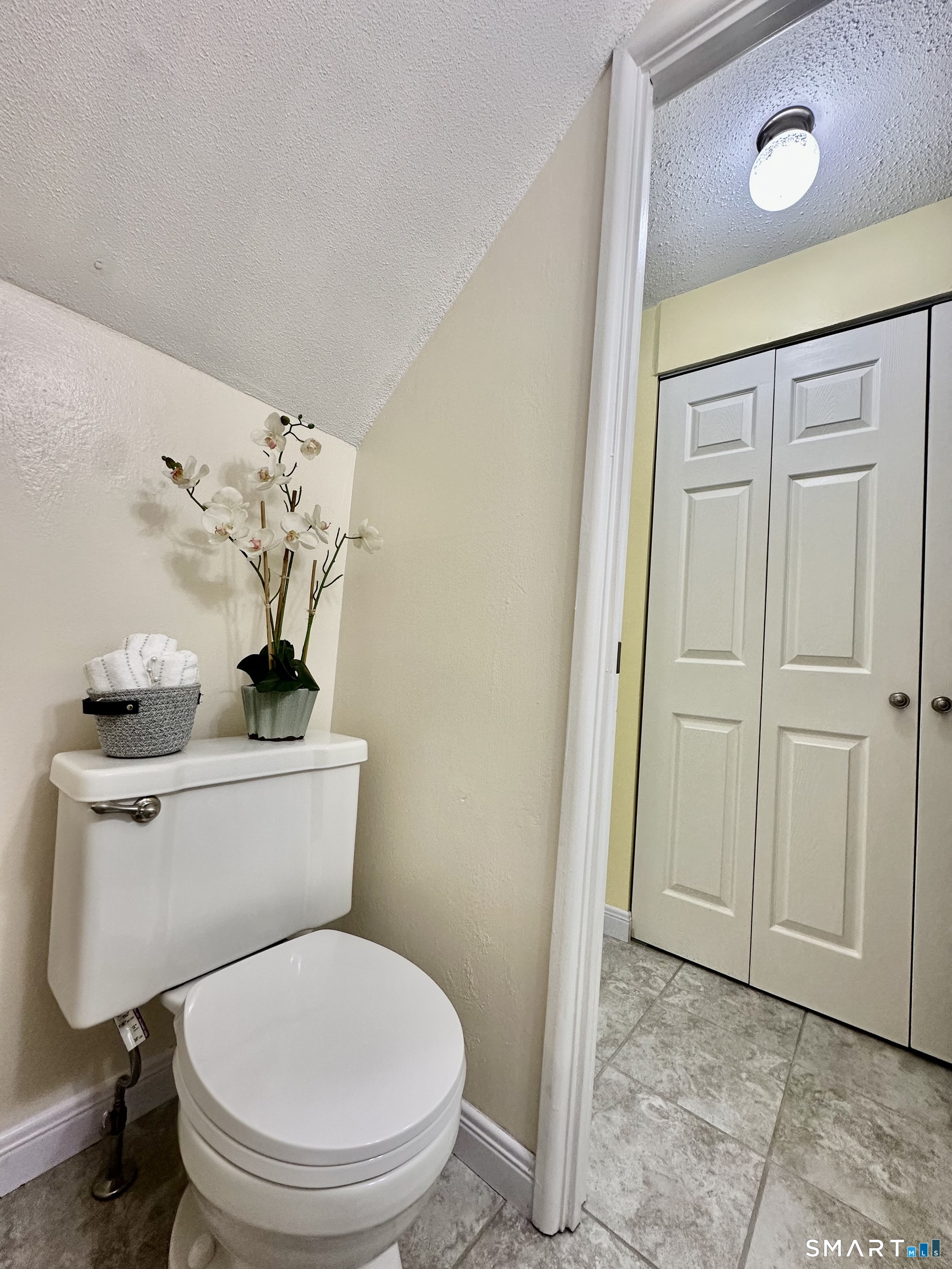 2 Lakeside Drive Ledyard CT 06339