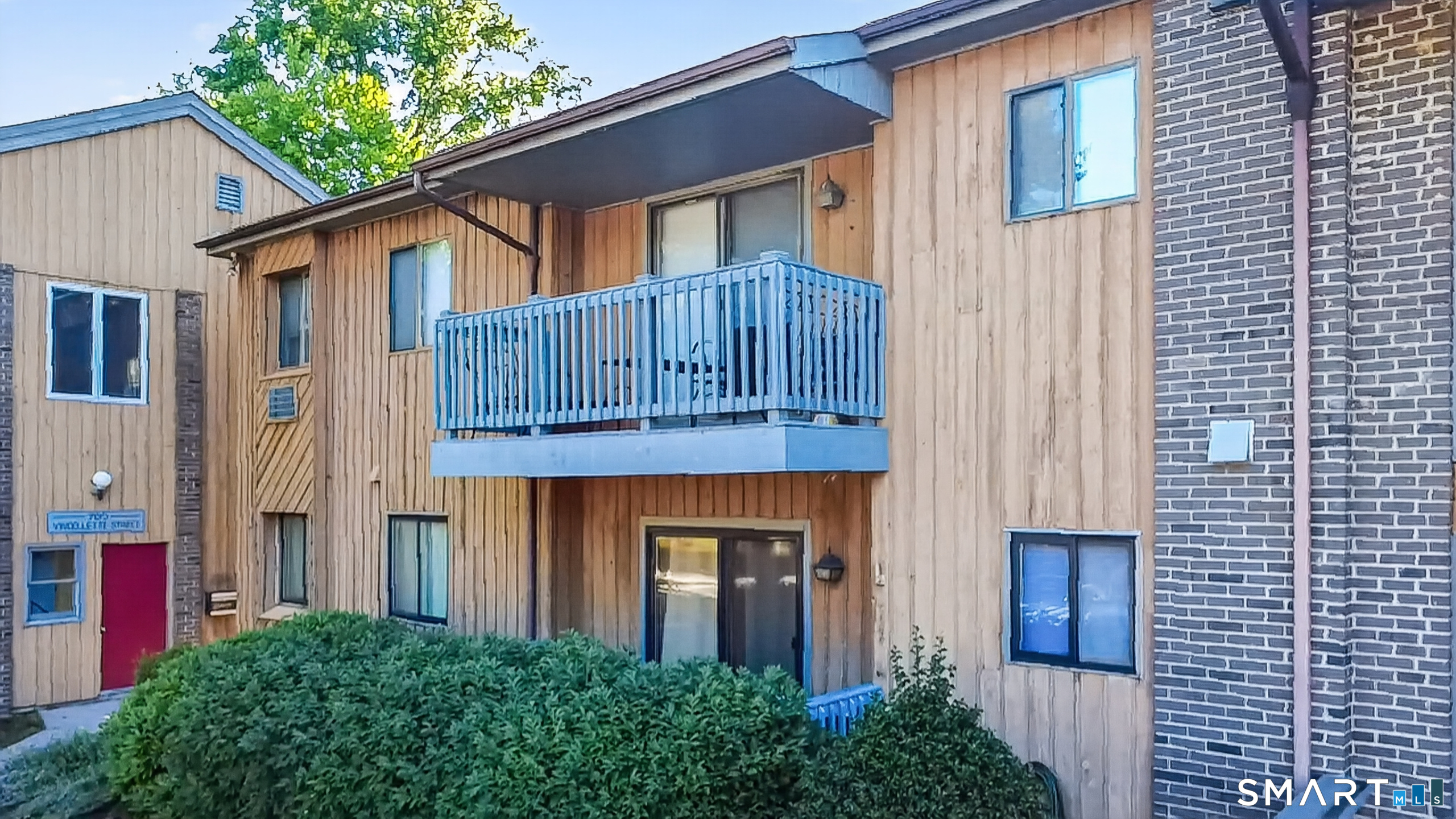 14 Riverview Drive Bridgeport CT 06604