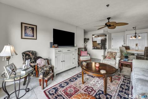 111 Dekoven Drive Middletown CT 06457