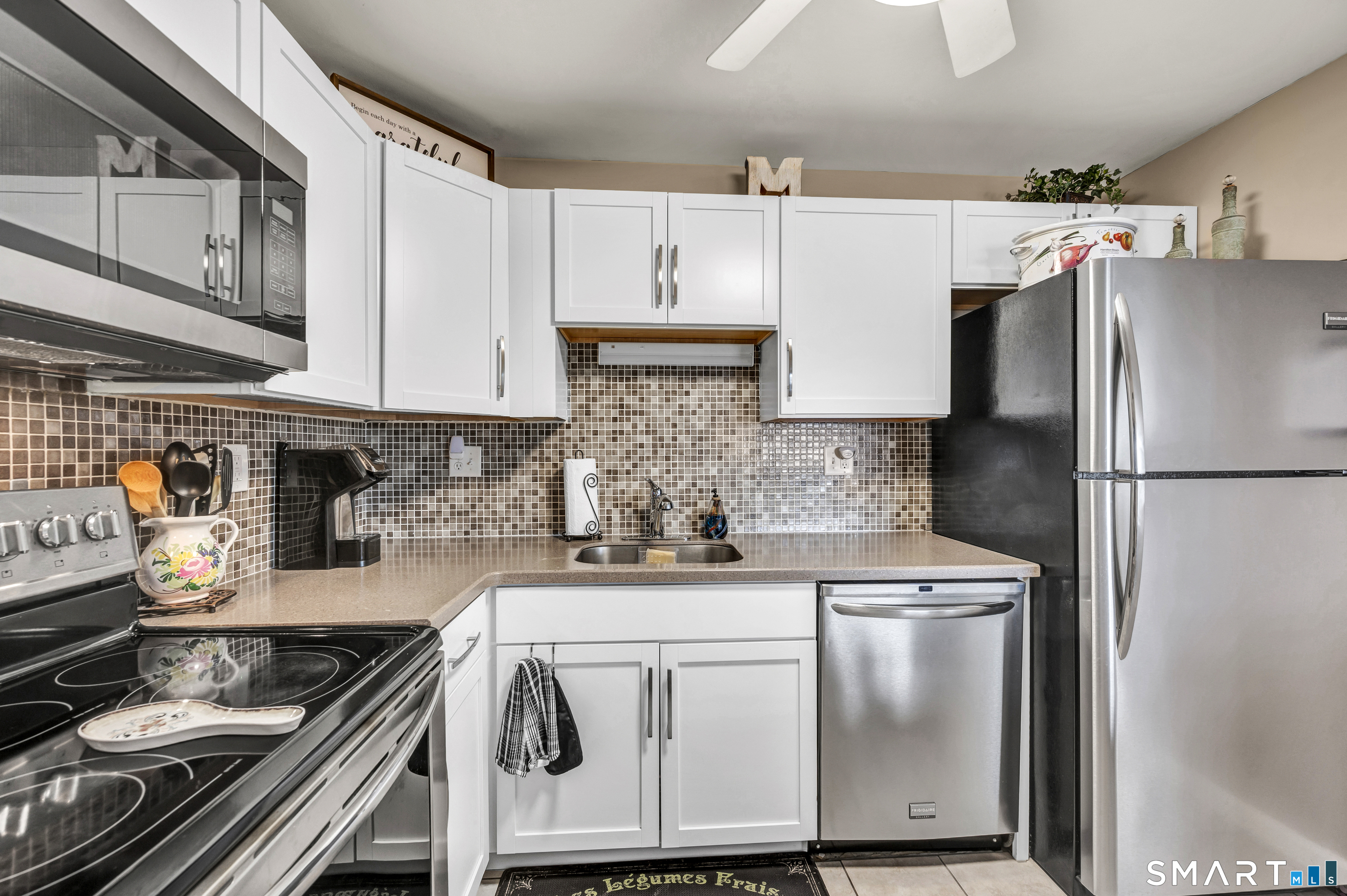 111 Dekoven Drive Middletown CT 06457