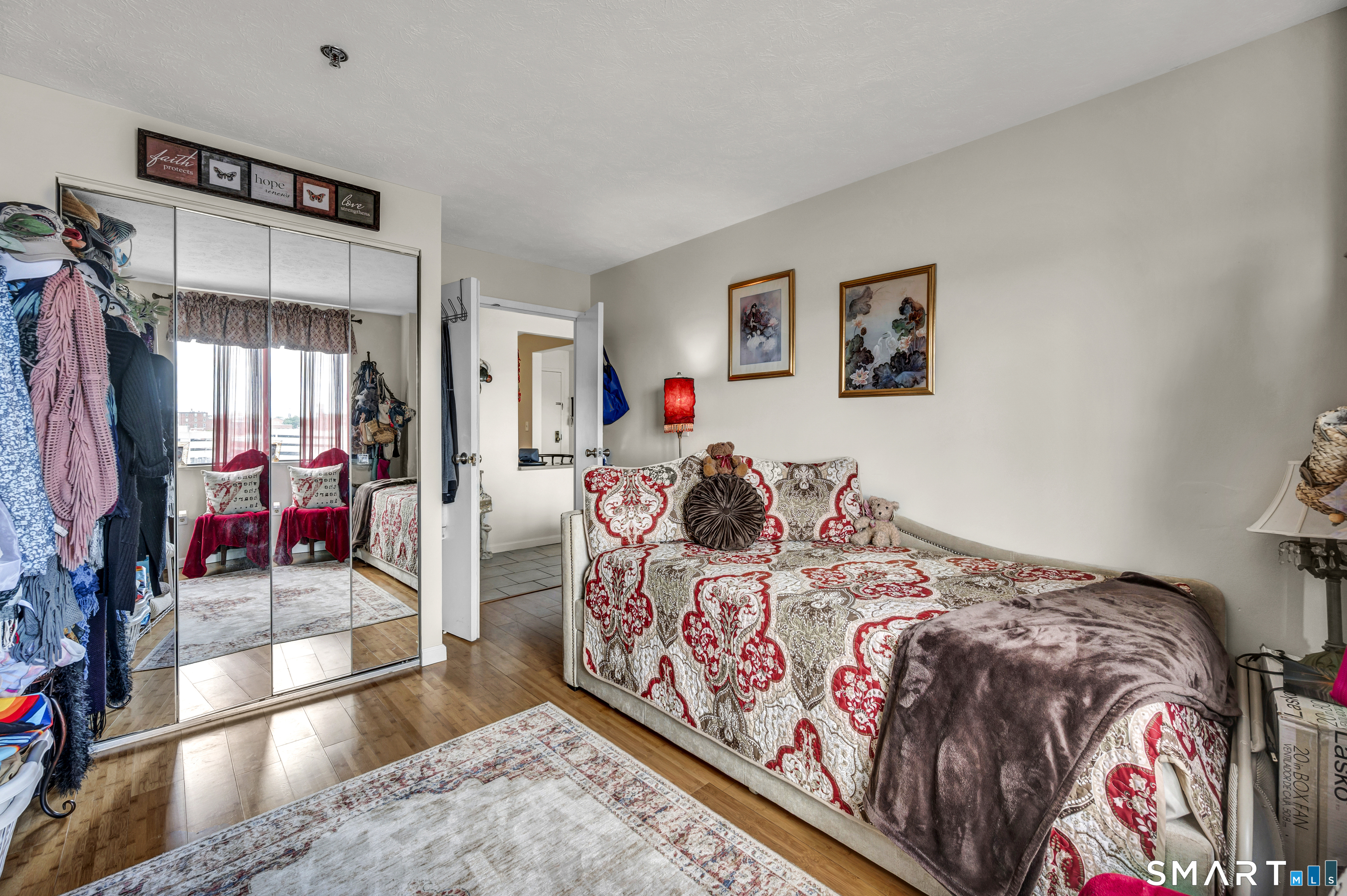 111 Dekoven Drive Middletown CT 06457